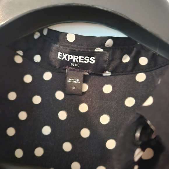 Express Tunic - Picture 2 of 2